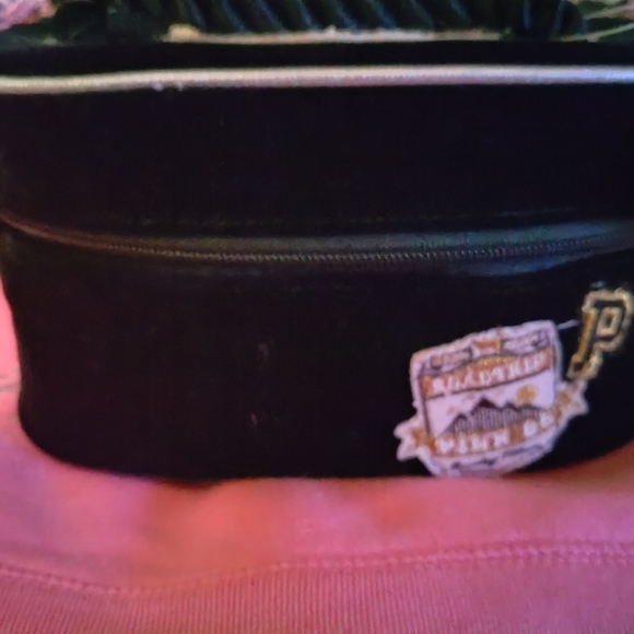 VS PINK MAKEUP CADDY - Picture 3 of 7